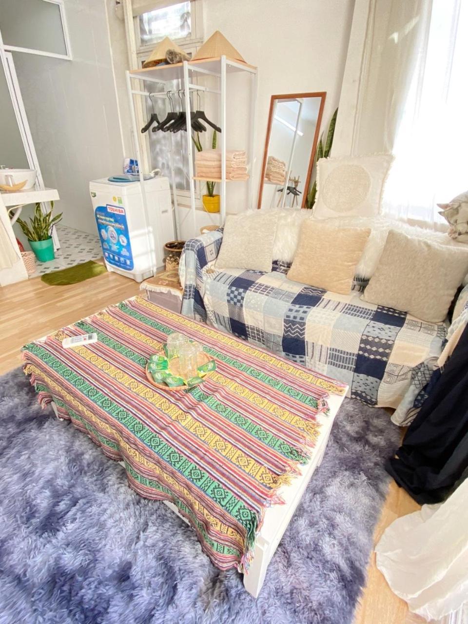 Luna Old Quarter Homestay Room #5 Ханой Екстер'єр фото
